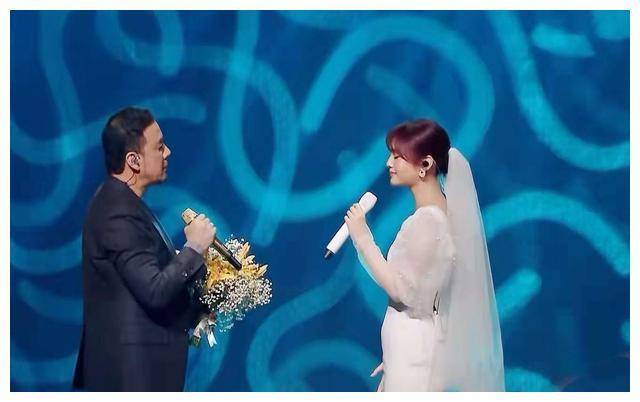 《闪光的乐队》一公口碑,金润吉可惜,周洁琼尴尬,2人被低估_舞台_歌曲