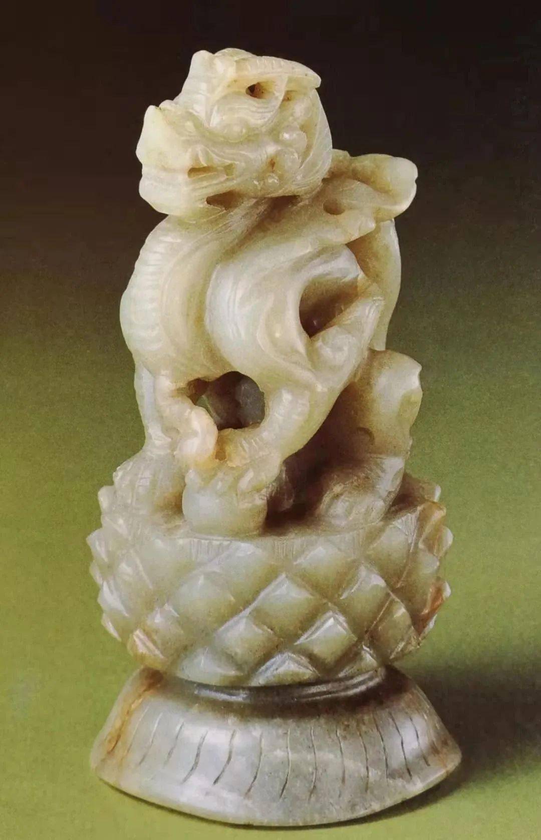 古玉鉴定:元代古玉器工艺特点和鉴定真假要点?_时期_造型_青玉龙