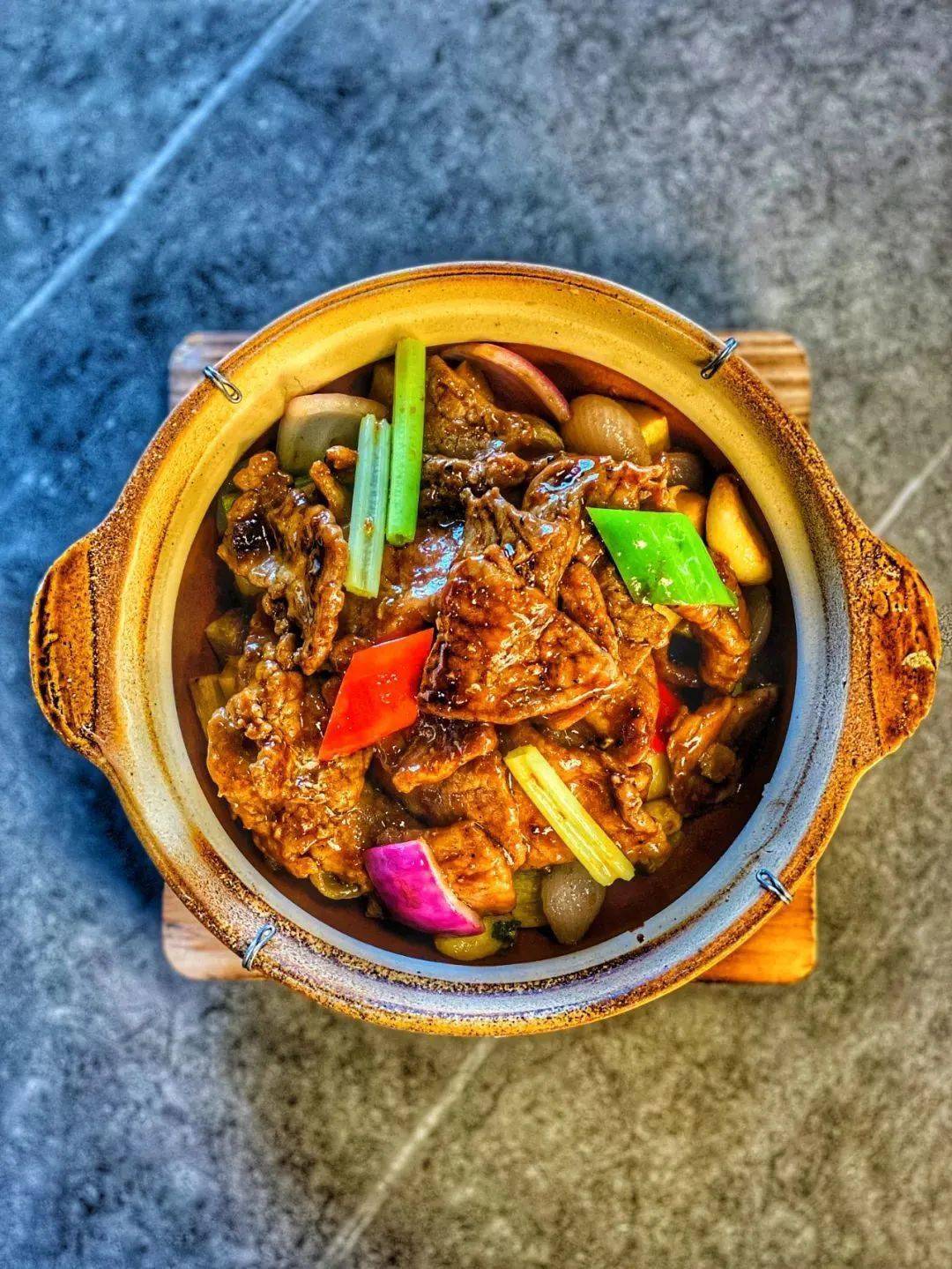 啫牛蛙,啫走地鸡,啫牛肉.爆下饭!_食材_焯焯_香味