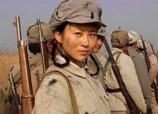 巾帼不让须眉:抗战时期的八路军女战士,刻苦训练,英勇抗战_日军_女兵