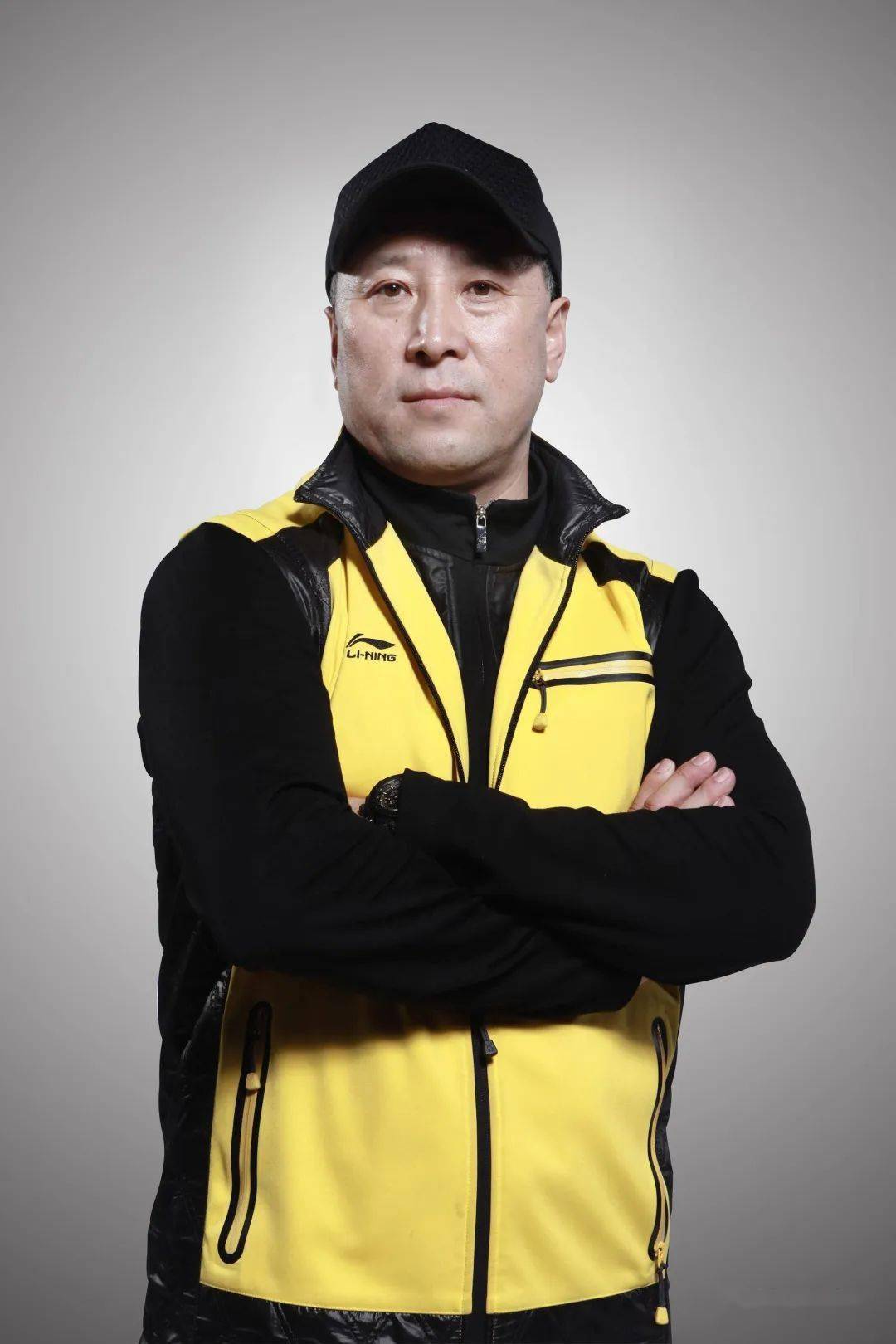 "国羽教父"李永波:职业生涯辉煌,人生有风雨,亲情婚姻皆有泪_羽毛球