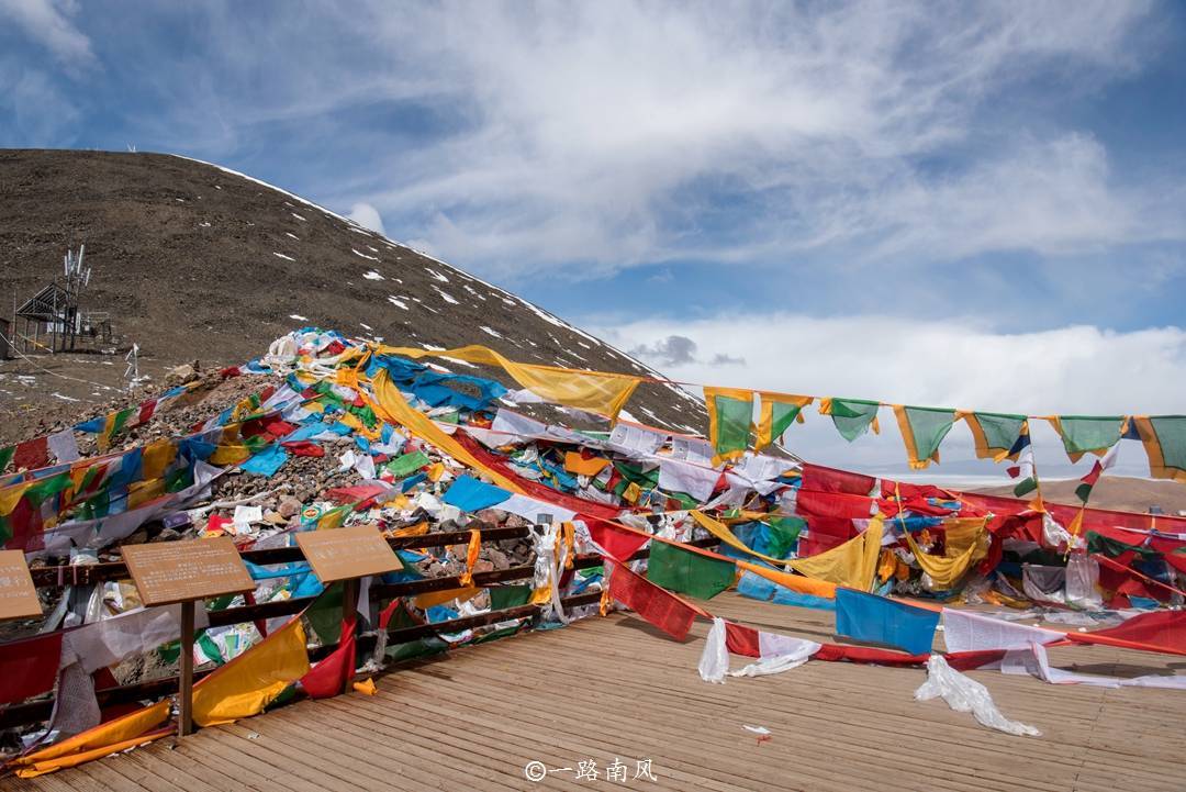 海拔5190米的西藏阿根拉山口，景色美丽迷人，有人却不适合去旅游