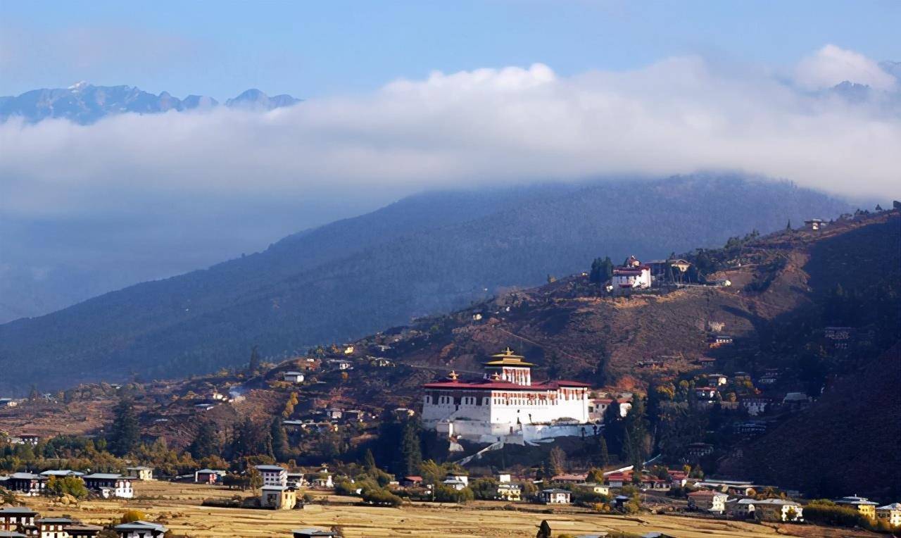 戳破幸福国家不丹的美梦,一个被印度捏在手心里的傀儡国家_生活_环境
