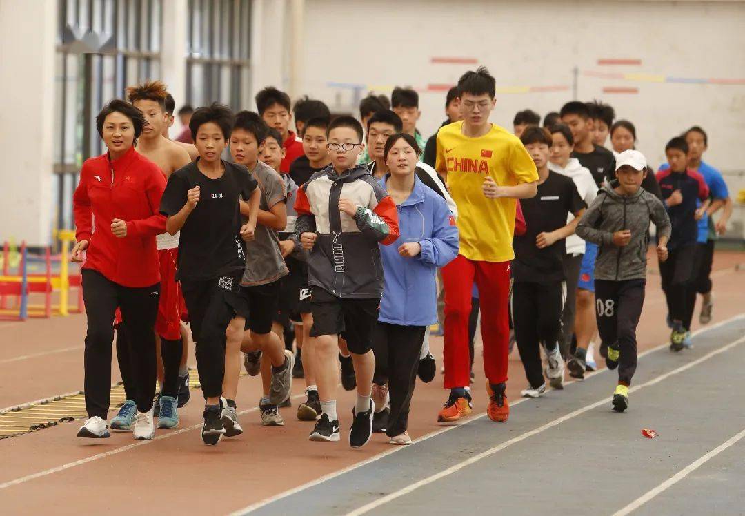 扬州体育运动学校图片