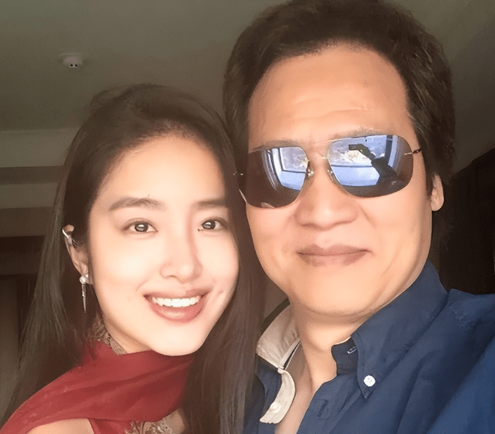 曾经的"芳华六美",仅有苗苗收获幸福婚姻,钟楚曦太想红_资源_生活_杨