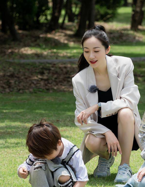 穿"单车裤"的韩雪腿有多绝?