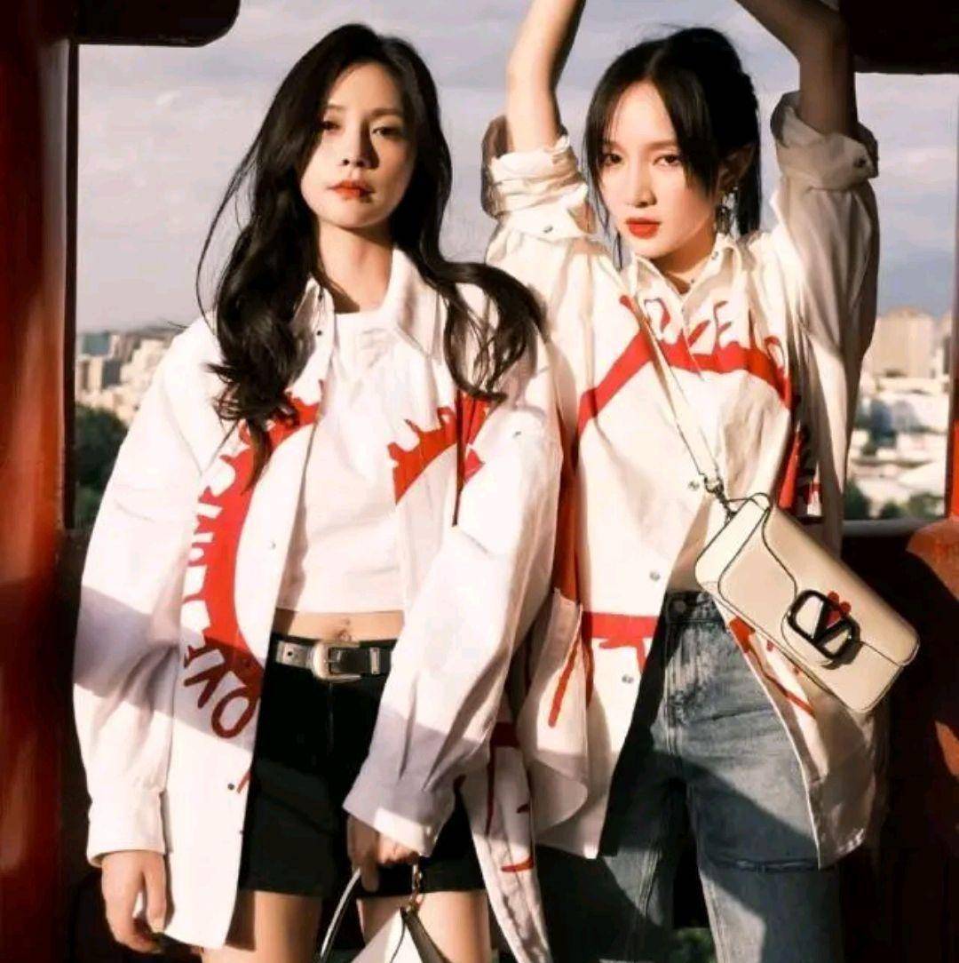 沈梦辰晒与孟佳游玩美照,王霏霏却躺枪了,这又是怎么回事?