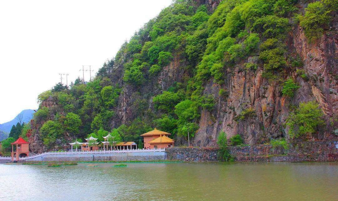 卢氏汤河风情小镇非常适合两日游_游客_温泉_呼北