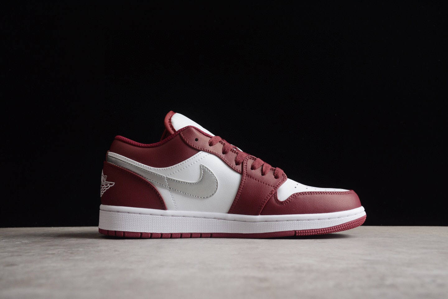 air jordan 1 low bordeaux 酒红低帮运动鞋_格调_low_jordan