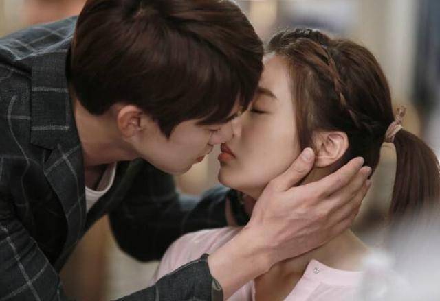 曾经跟玄彬热恋的姜素拉结婚了,新郎却不是他,真是意难平_感情_获得了