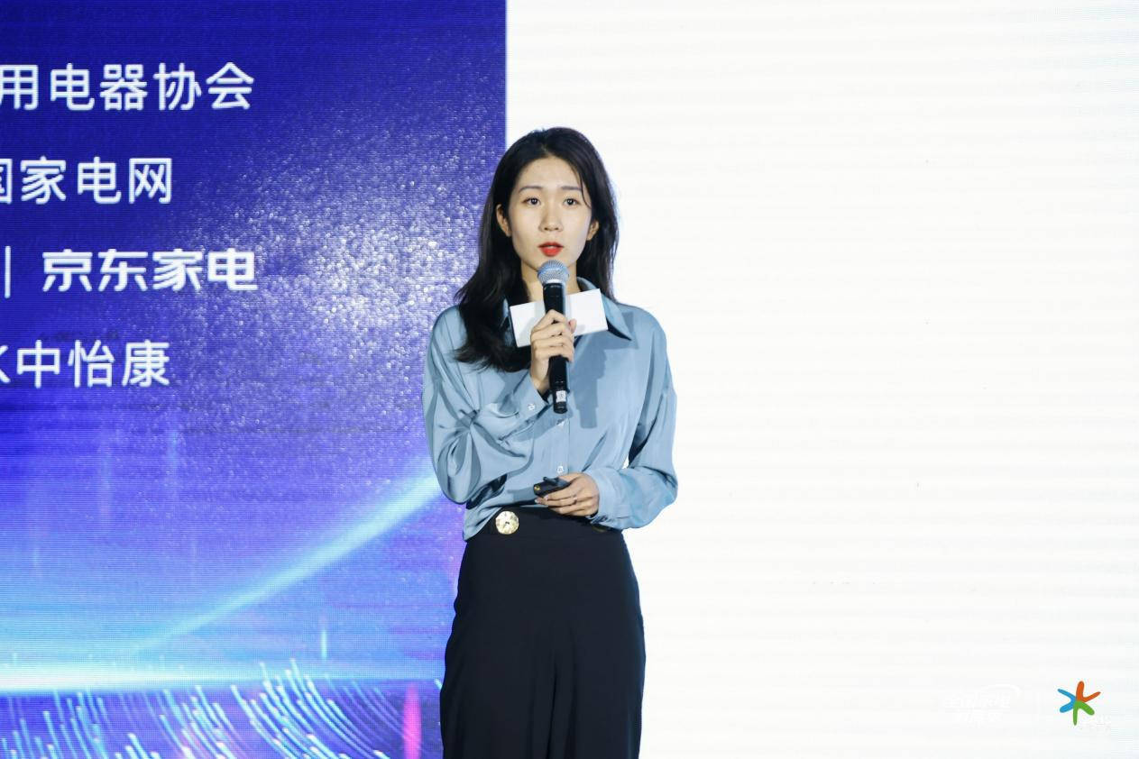 的空调企业也正通过技术创新针对性的推出相应功能甚至复合功能的产品