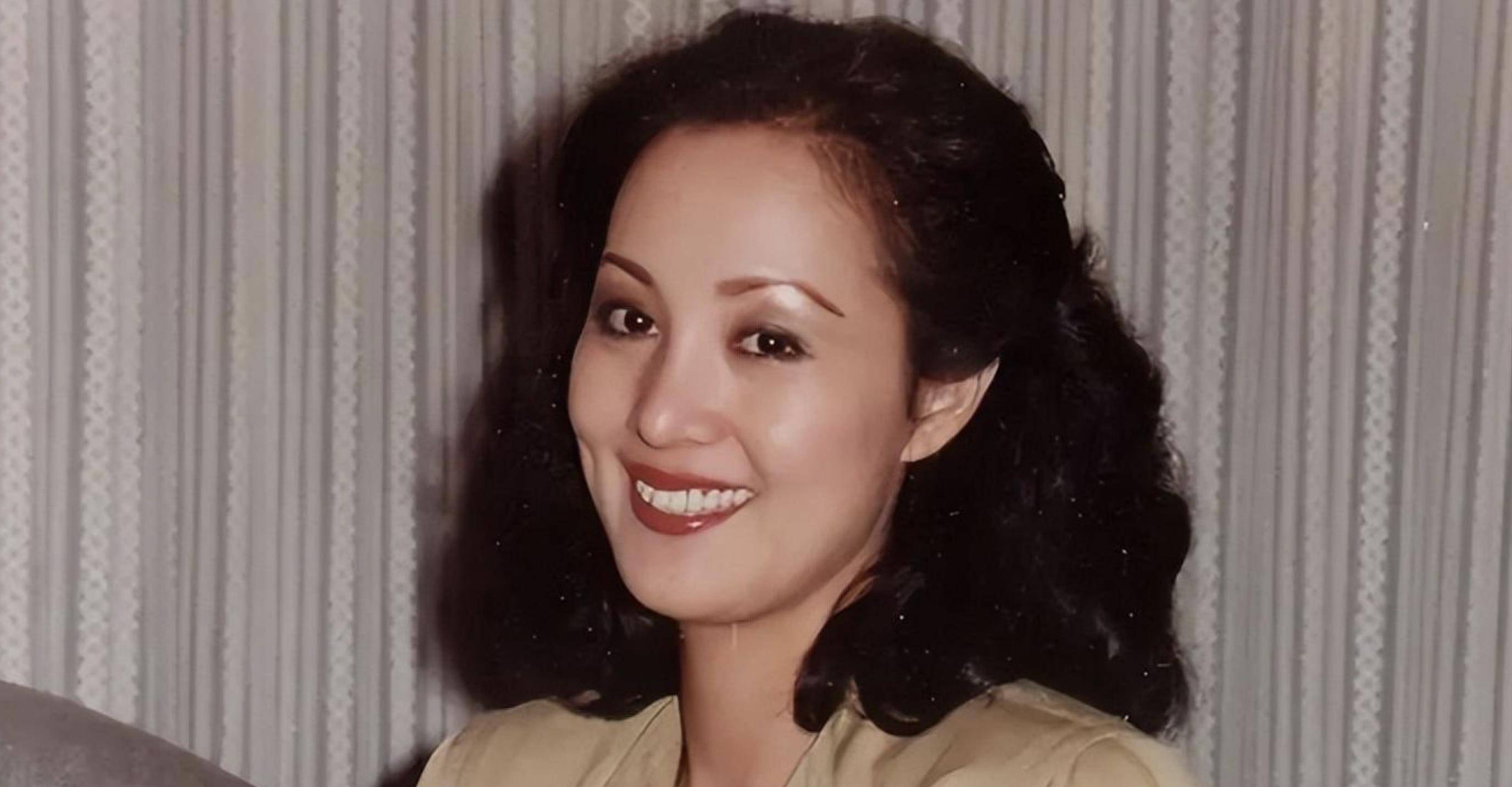 何莉莉:26岁嫁豪门,帮丈夫抚养私生子,70岁独揽70亿资产_赵世光