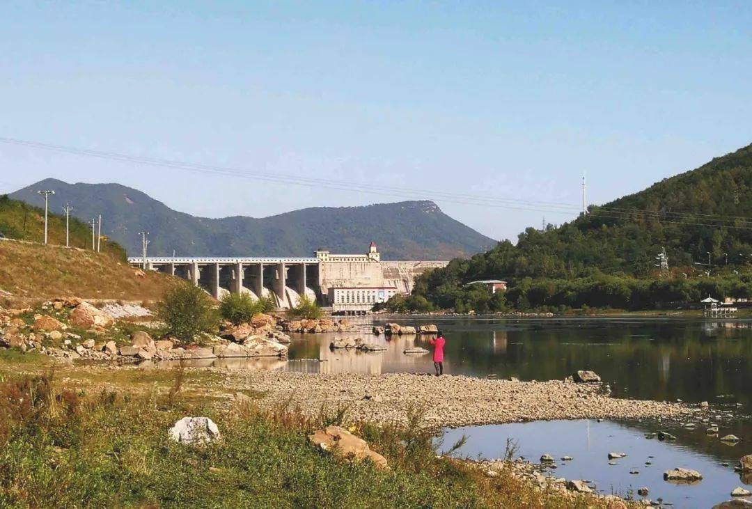 参窝水库是辽宁省的一座大型水库,位于辽阳市,灯塔市和弓长岭区交界处