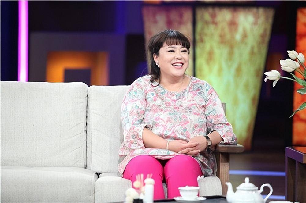 李菁菁与张金华离婚9年:她两次再婚失败又患癌症,他单身想女儿_金婚