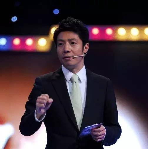 撒贝宁妹妹39岁至今未婚,看到她的照片后,网友:这颜值谁敢娶_贝娜