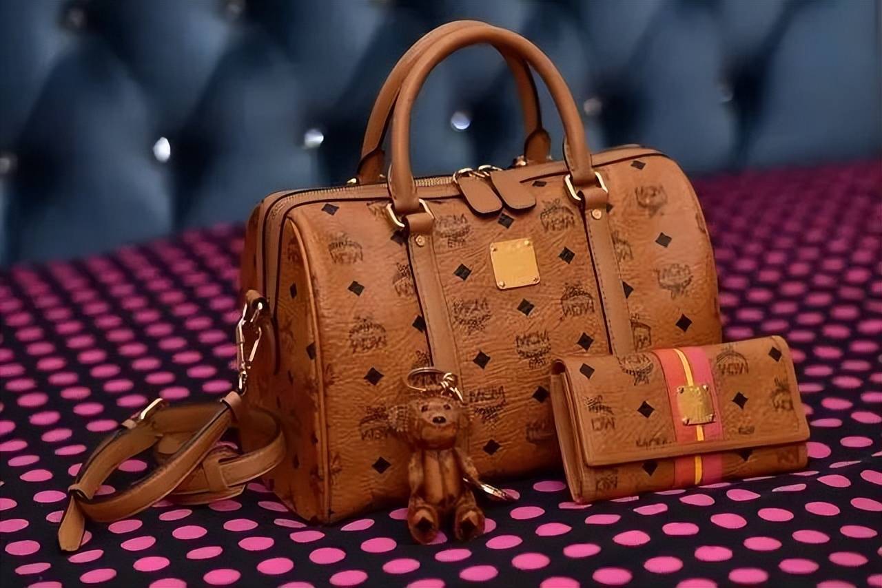 mcm丨拥有独一无二的编号的时尚潮品!_visetos_品牌_经典