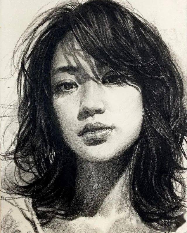 极其扎实的素描，画法真猛！_搜狐网