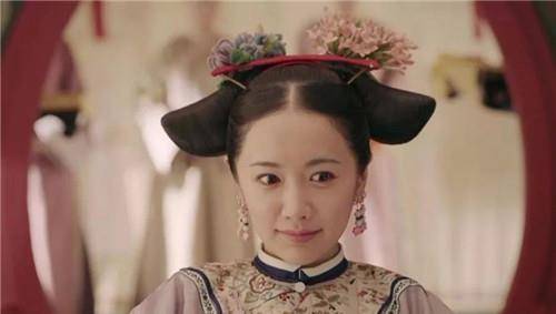 惇妃汪氏,比乾隆帝小36岁,在乾隆二十八年17岁入宫,乾隆三十九年皇帝