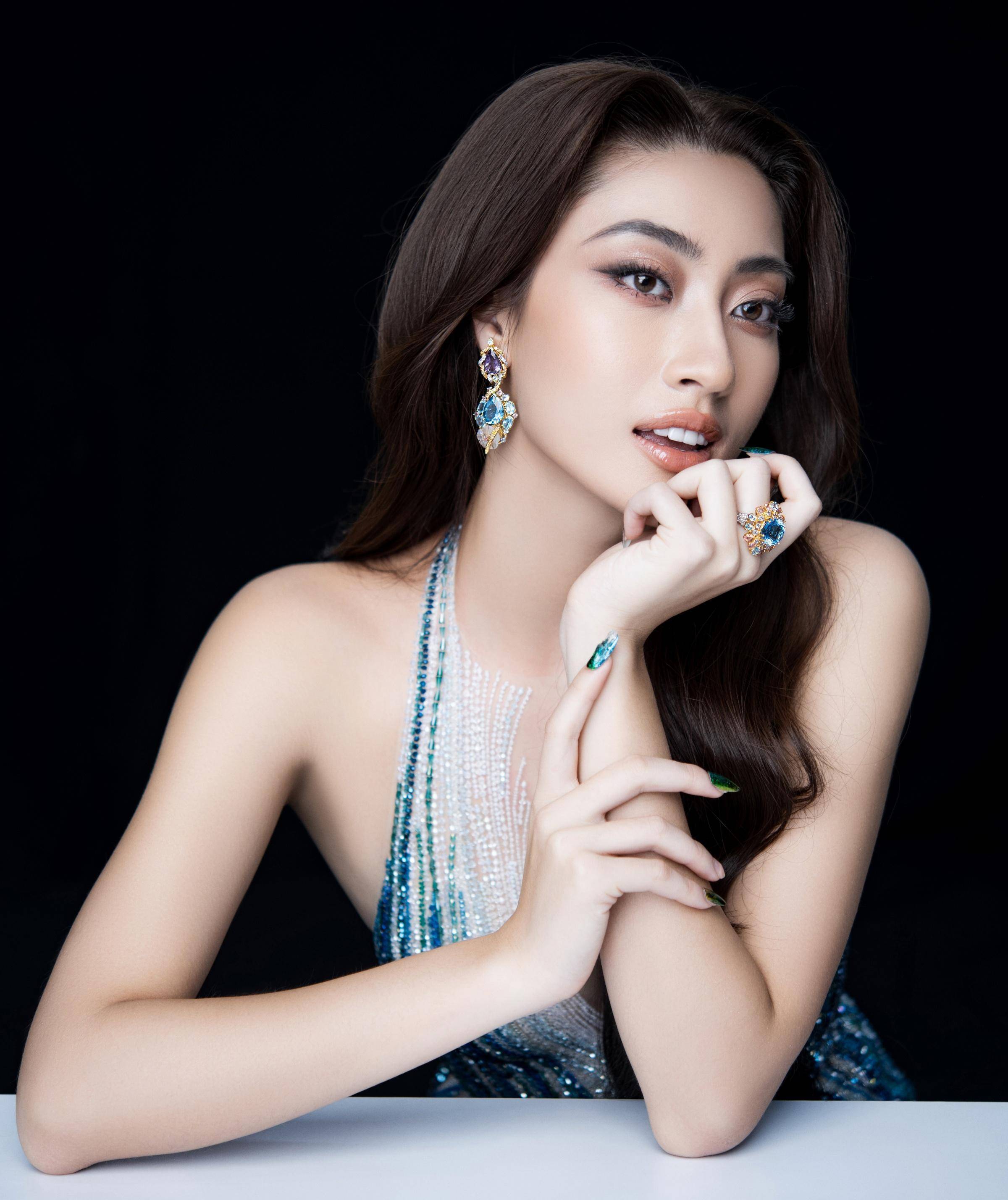 luong thuy linh - 2019 年越南世界小姐 - 还将