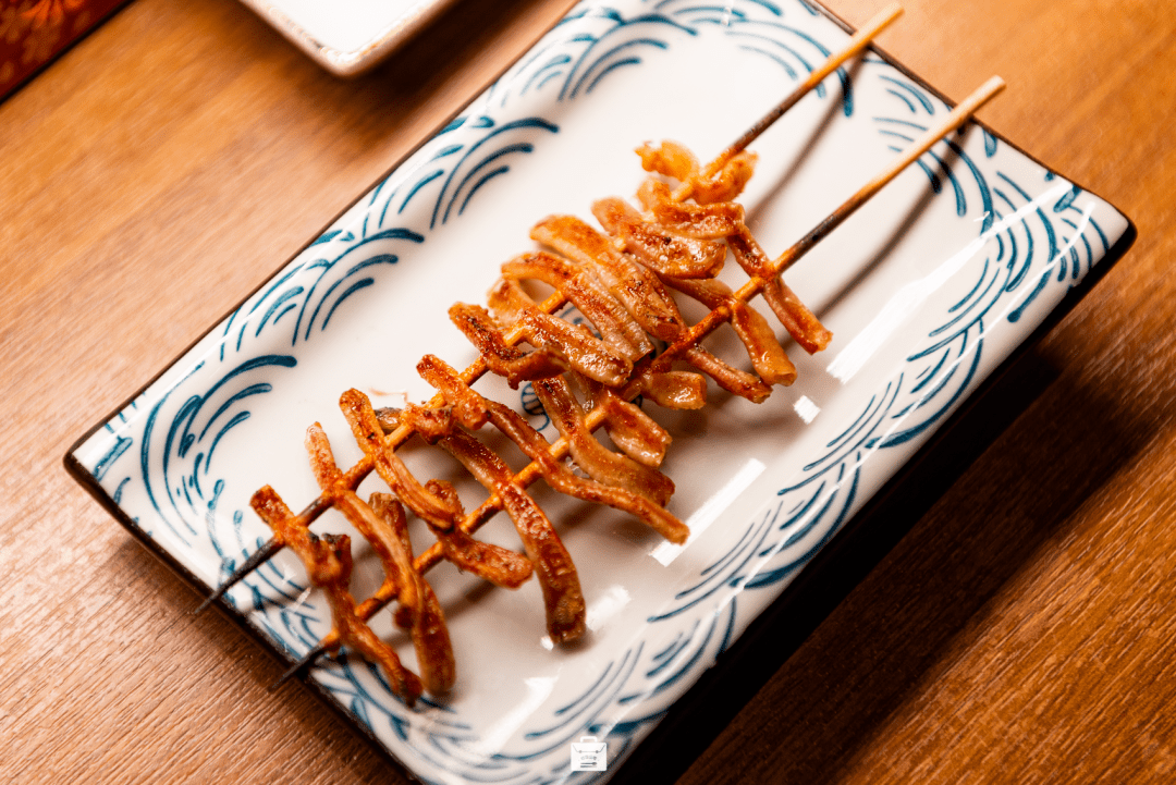 (特殊指数:★★★)·鸡喉管·白子,听起来十分高雅,但其实是鸡的睾丸.