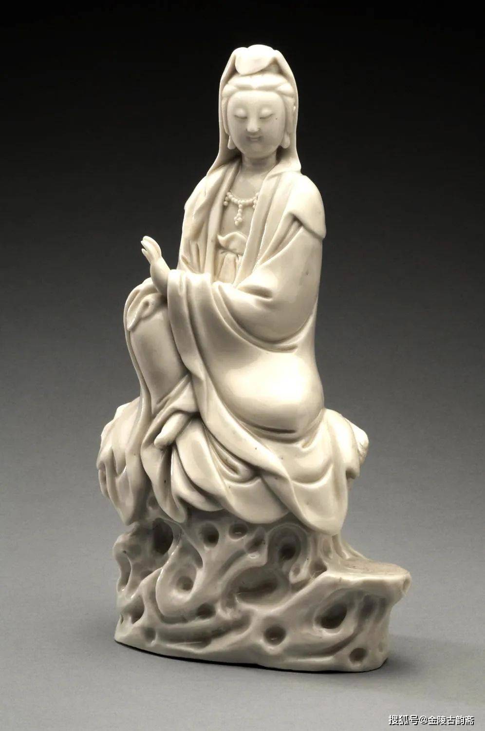 渡海观音。 德化白瓷。 清中期。中国骨董。古美術 渡海观音。 德化白瓷。 清中期。中国骨董。古美術 渡海观音中国工艺