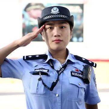 西城分局民警渠立萌荣获2022"北京榜样·最美警察"_西单_警务_服务