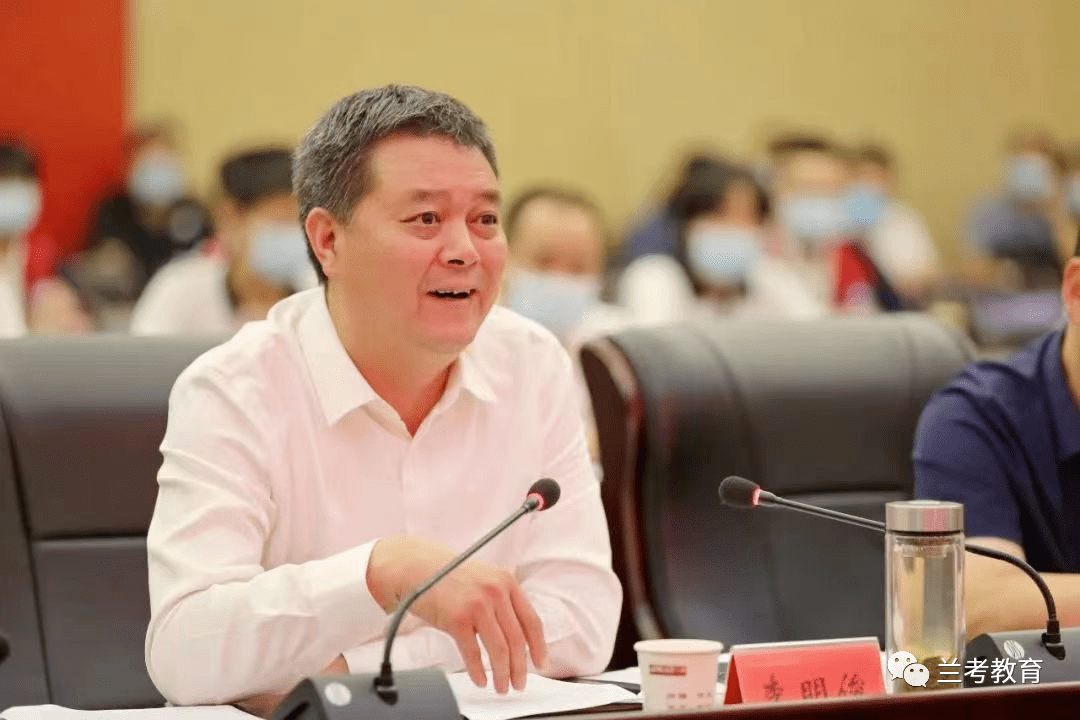 兰考县:景柱奖学金 资助优秀学子