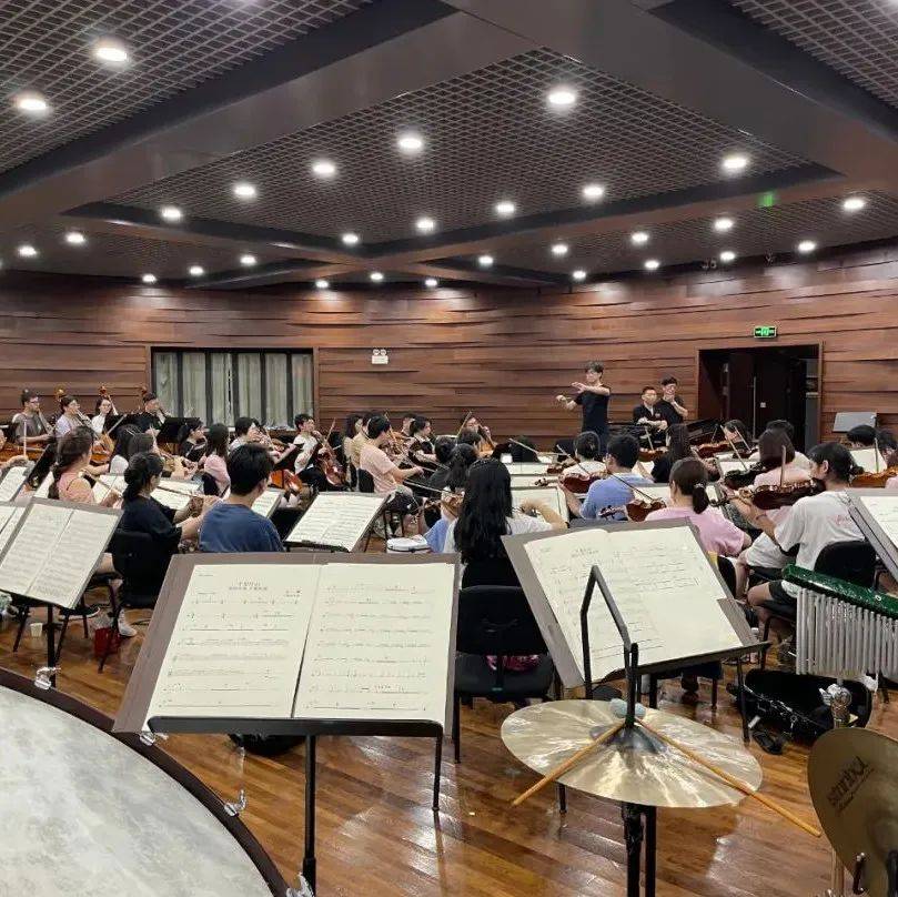 【演出推荐】交响音诗《千里江山》长沙音乐会_赵麟_殷茵_徐科