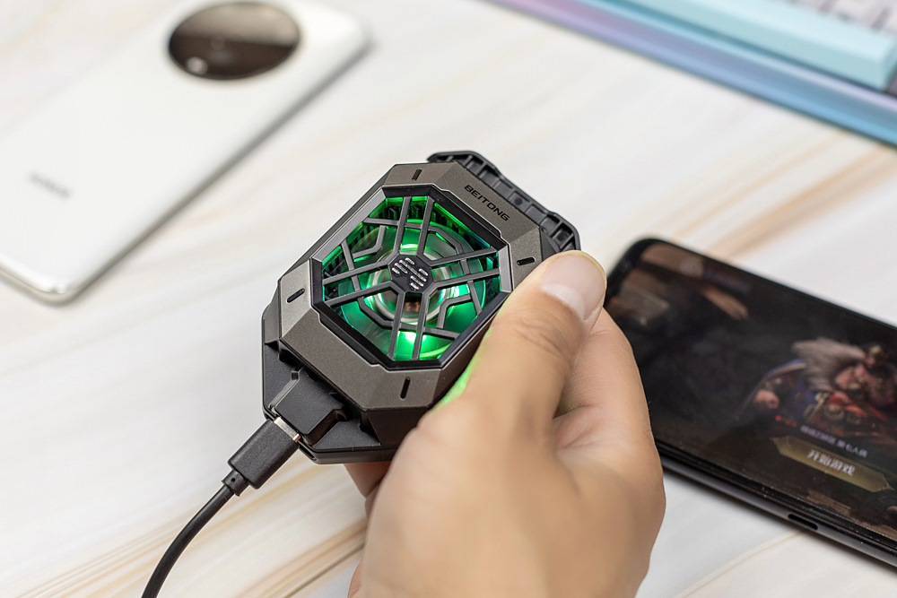 北通千机寒散热器,三档智能控温,让你的手机迅速“退烧”