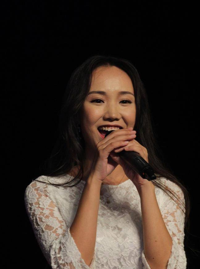 吉祥三宝距今14年:爸爸去世,妈妈隐退,"女儿"如今现状如何?