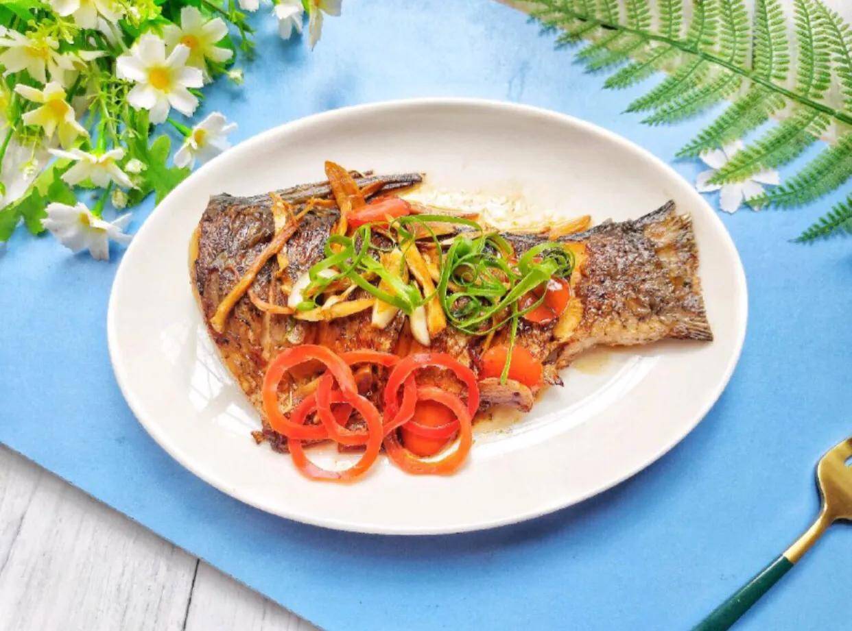 煎鱼就破皮翻面就掉肉说的是不是你?