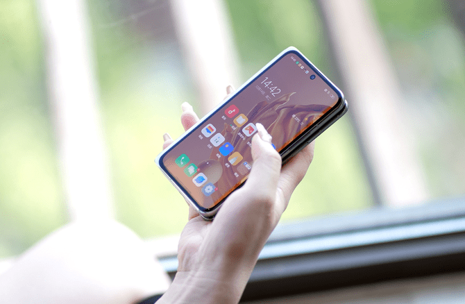 原创
            OPPO Find N成为ColorOS 13响应式框架2.0首批适配机型1