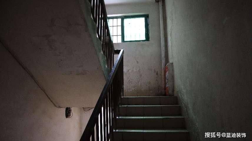 海荣新园旧貌换新颜 珠海老旧小区改造翻新_楼道_工程_石板