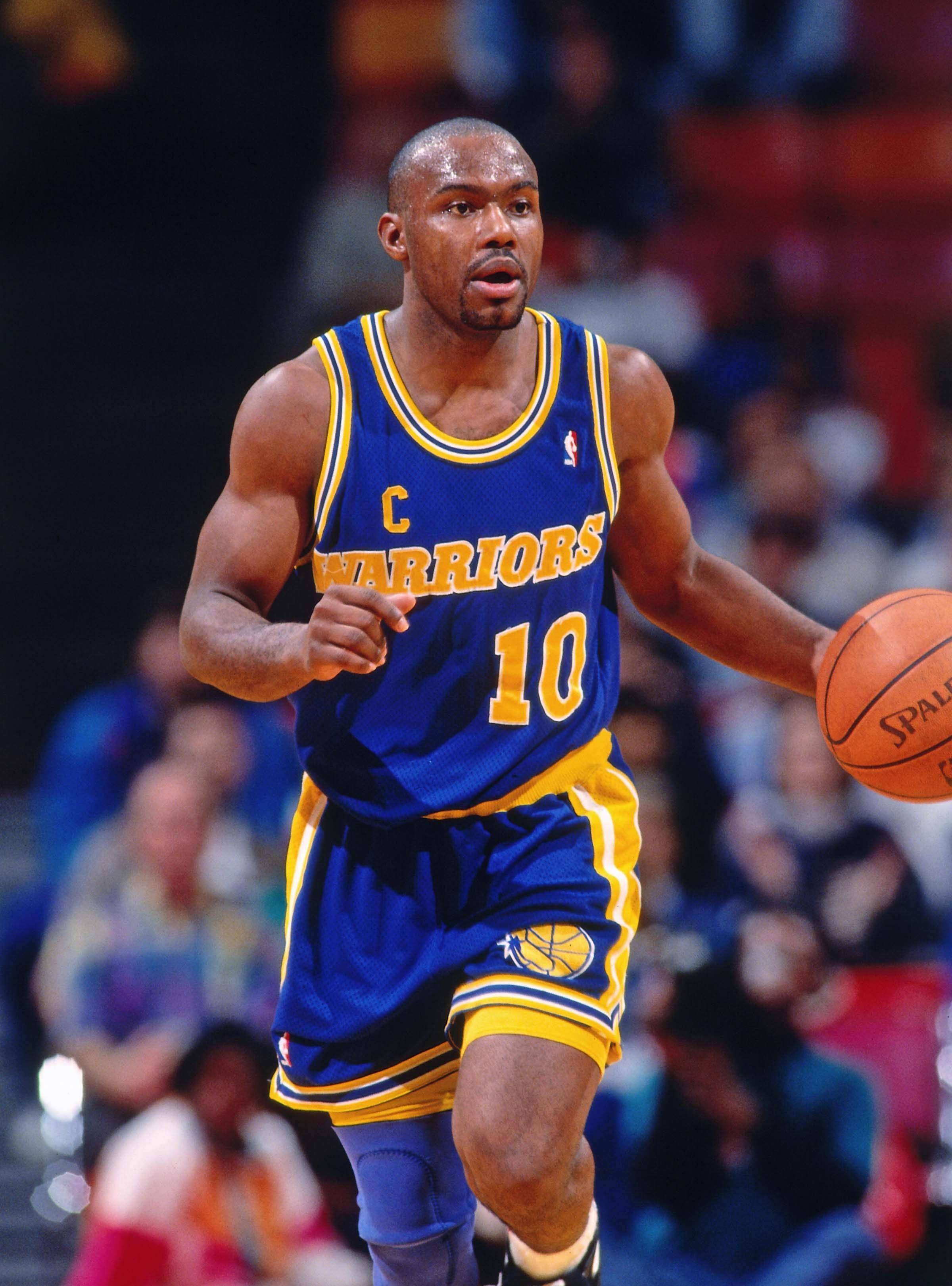 小蒂姆-哈达威是2013年的24号秀,职业生涯分别效力过尼克斯,老鹰和