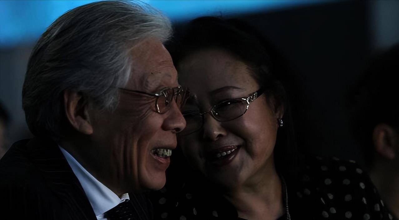 "老戏骨"焦晃地消失,是娱乐圈的"悲哀"_话剧_舞台_表演