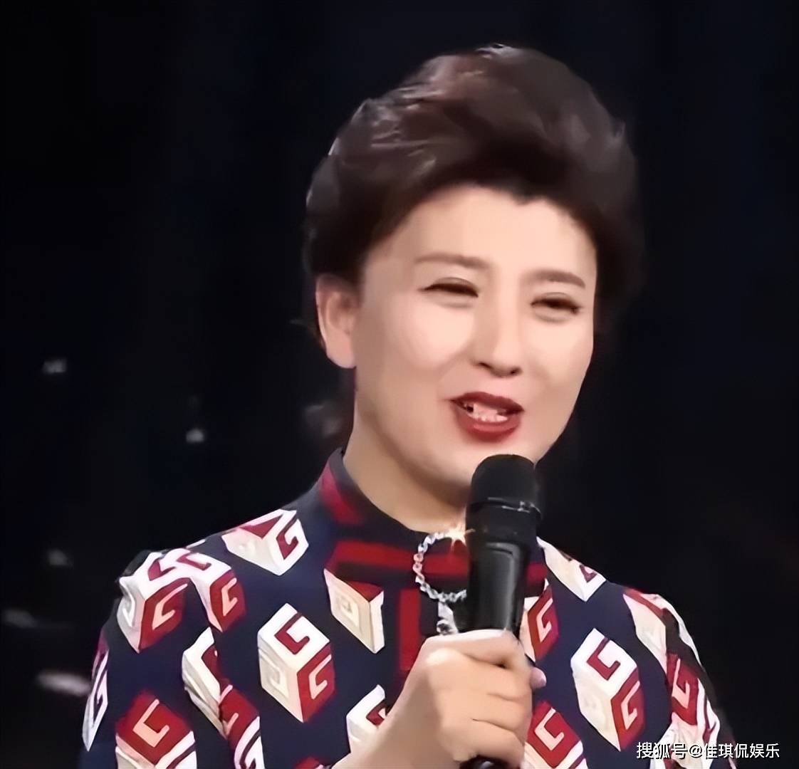 宋祖英,闫学晶,于紫菲三姐妹私会!