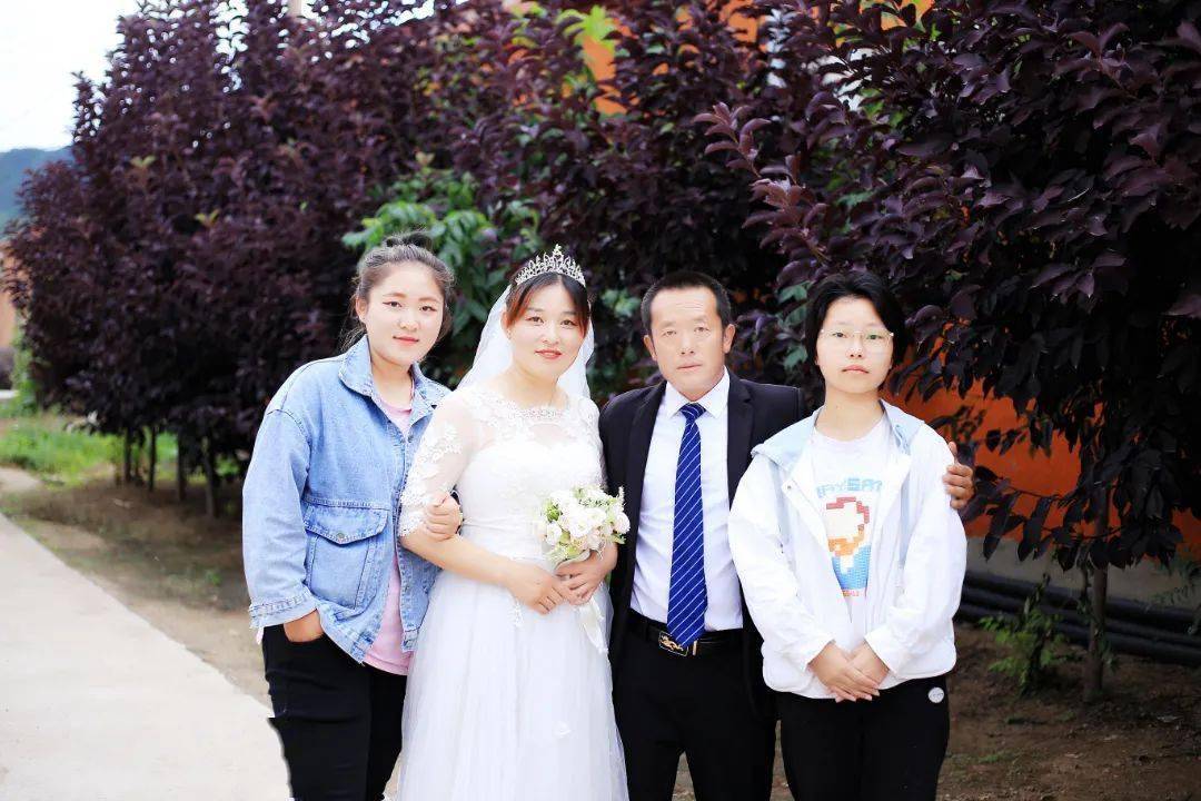 凤山镇大滩镇大阁镇北头营乡为增加群众文化服务供给,积极推进"我为