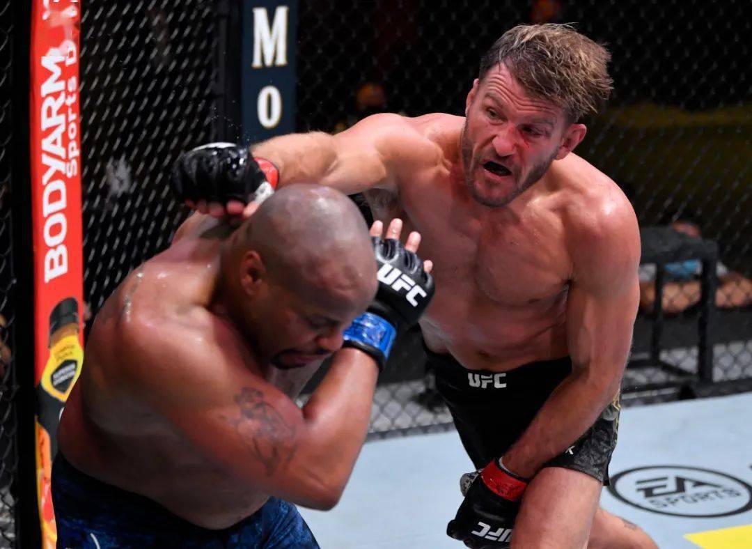 "铁血战士"的下一个猎物_盖恩_米欧奇_骨头