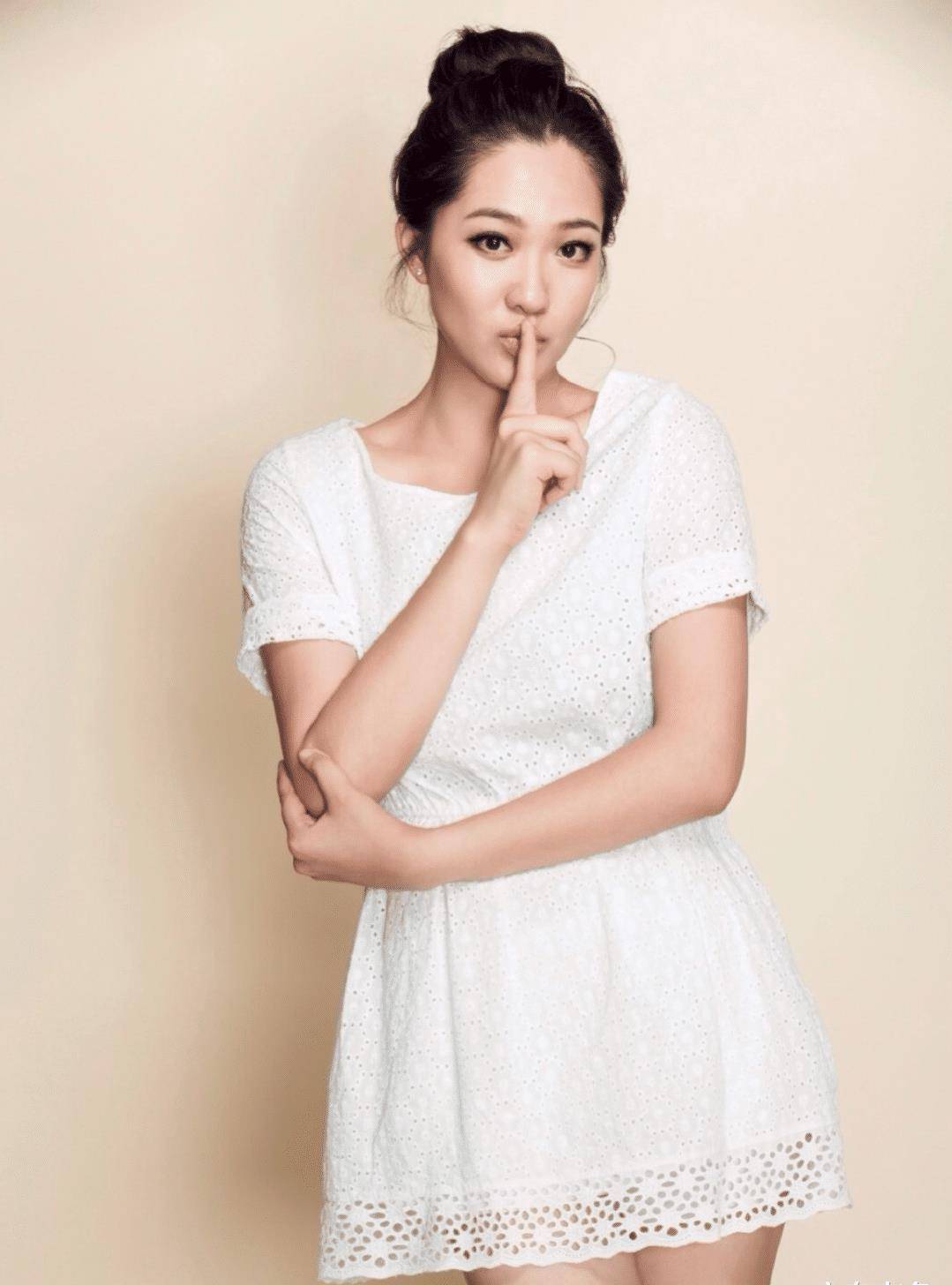 她曾是艺术体操小花,cba名宿前妻,如今33岁依然美丽_胡美_朱芳雨_奥运