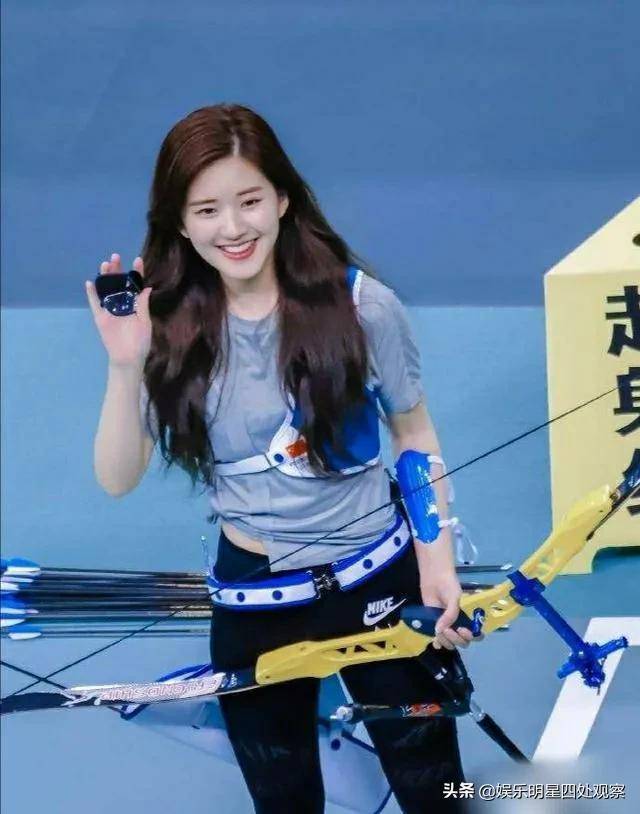 出道四年成为当红小花旦,网红一姐赵露思是怎么成功的?