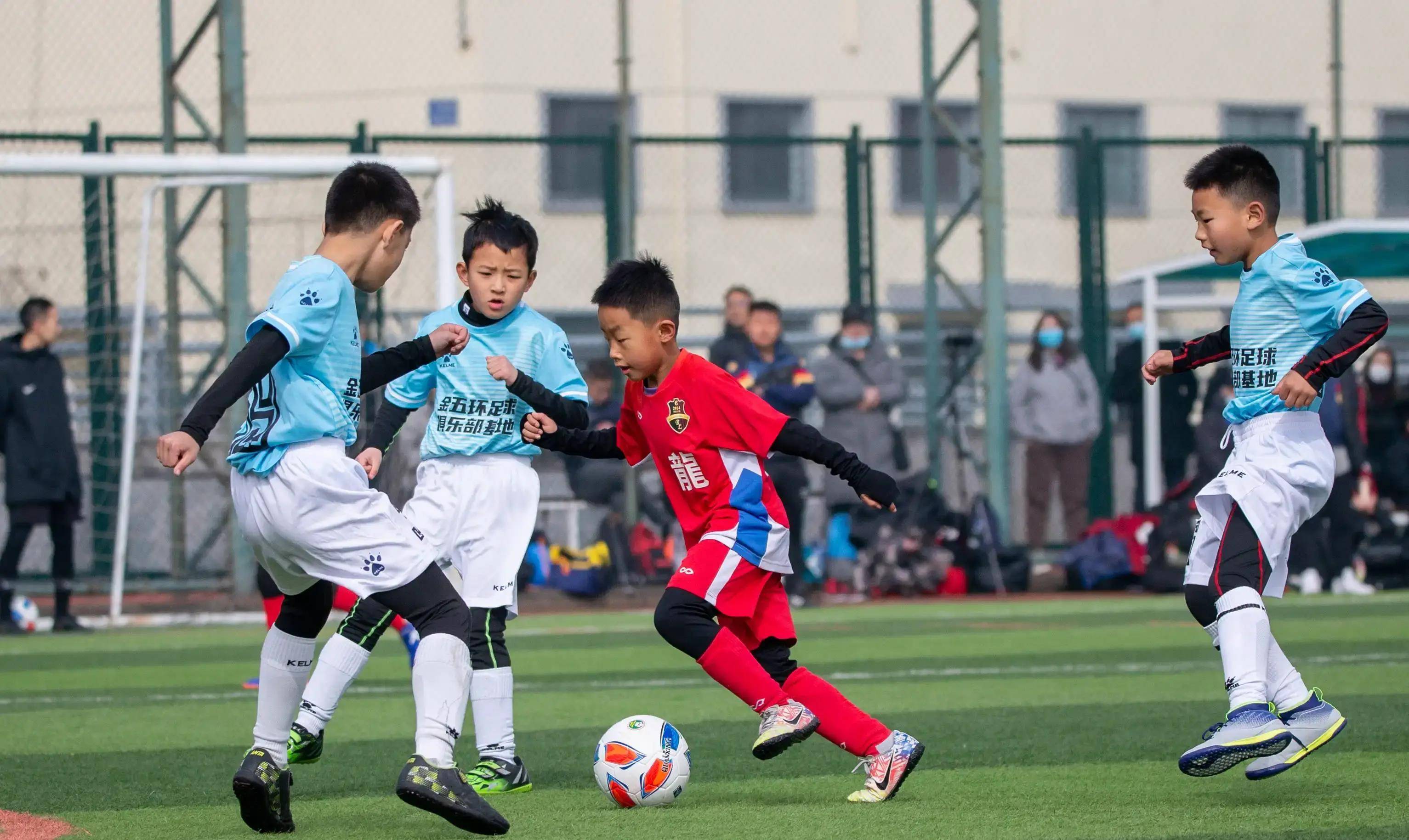 国际象棋兄弟栏目——足球运动员的欢呼_王登峰_校园_中国