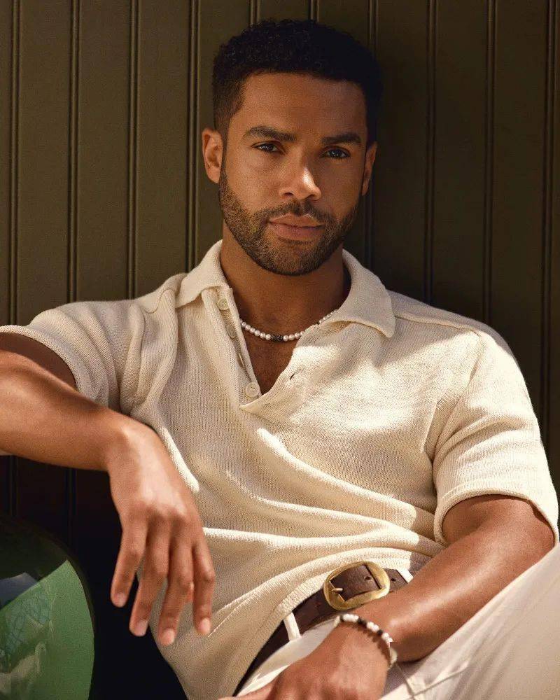 leon laviscount(卢西恩·莱昂·拉维斯孔特)拍摄了时尚珠宝品牌