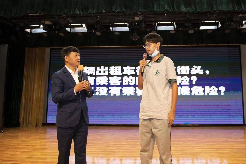 奋斗成就梦想 界首中学举办《目标的力量》活动_新安龙_演讲_励志