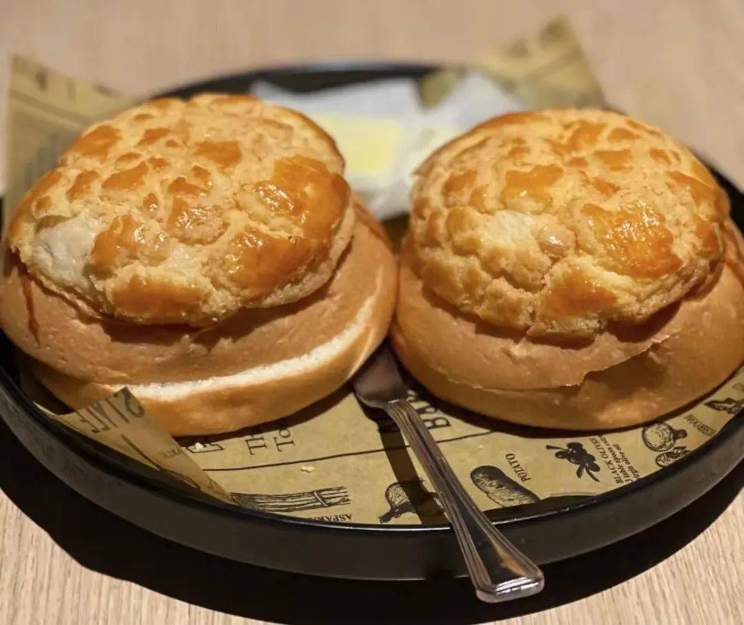 南公路5639/5699号奉贤宝龙广场2号楼三层特色推荐:避风塘虾饺五小宝
