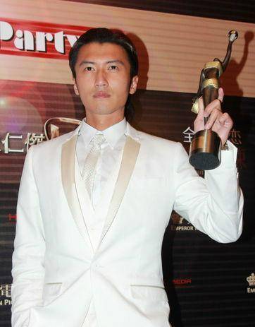 更是一名大厨,他因为喜欢,所以坚持_谢霆锋_美食_人生