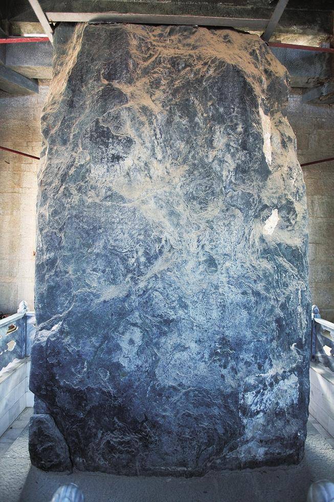 南诏德化碑 杨伟林 摄阁罗凤时期,南诏与唐爆发了两次战争,史称"天宝