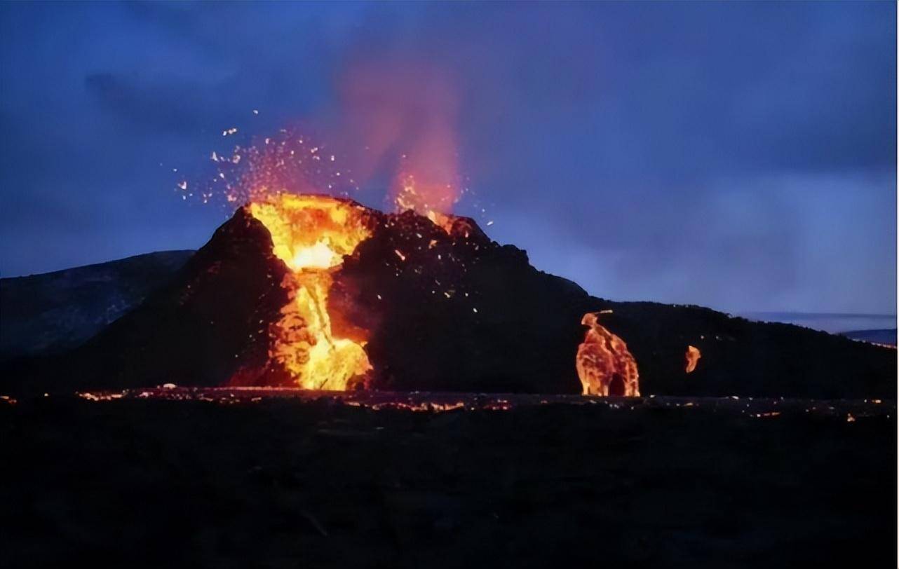 日本专家分析长白山喷发的概率其实关于长白山即将喷发这个问题,早在