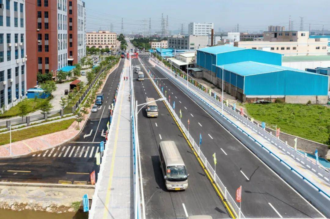 该项目位于望牛墩镇望牛墩立交北侧,道路呈东南-西北走向,东起环城路