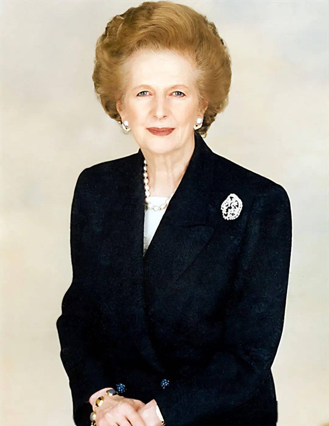 英国迎来铁娘子!被称撒切尔夫人2.