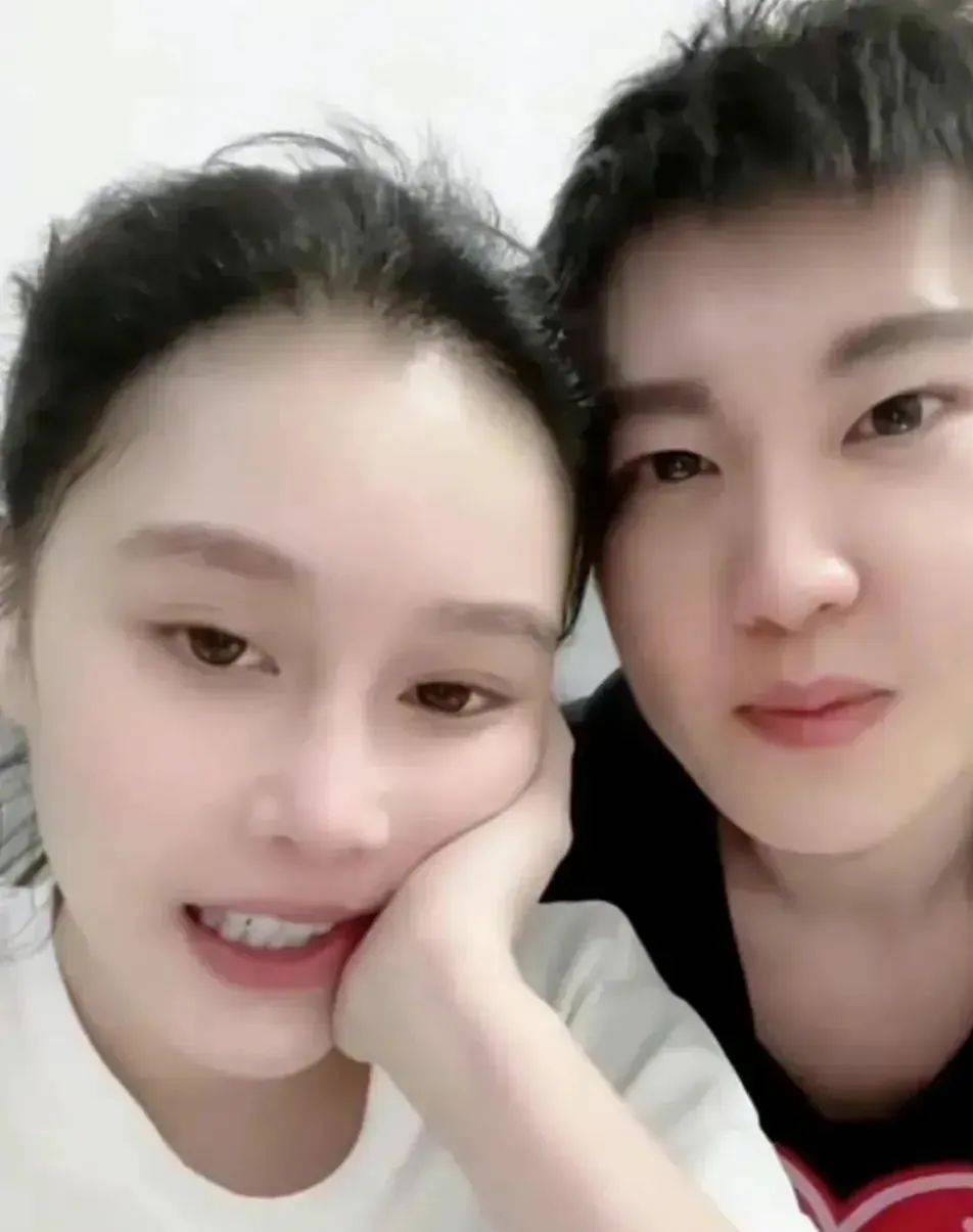 赵本山女儿分手,爆料男友花了自己2000万?